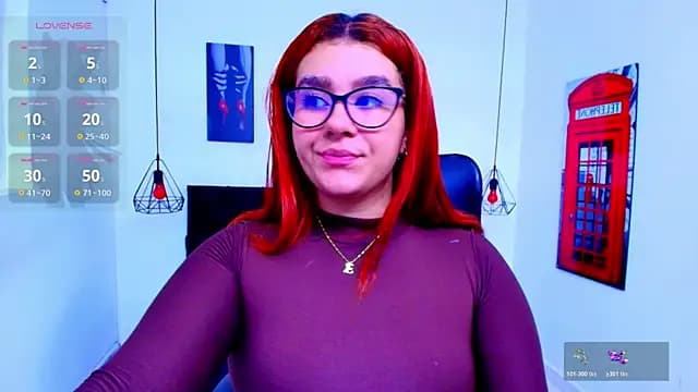 Allison_Dubois live cam on Stripchat