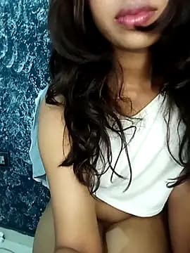 Candyy_crushh live cam on Stripchat