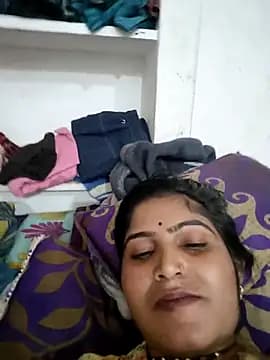 LUCKY_cut live cam on Stripchat