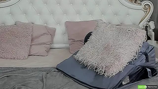 EmmaWarren live cam