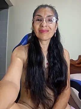 Natasha_50 live cam