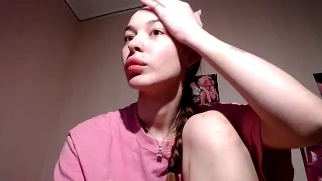 Daphne_Darkthorn live cam