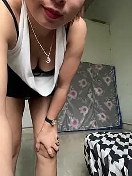 Adriana_aria live cam