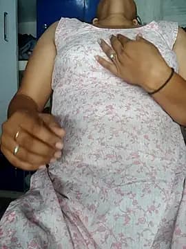 Riyashrma001 live cam