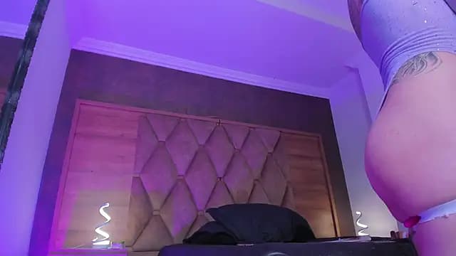 CamileHolmes live cam