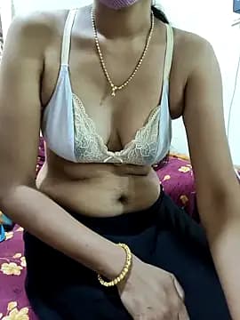 Cuteteluguammmaie live cam on Stripchat