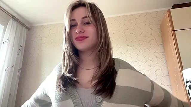 SpringSummers live cam on Stripchat