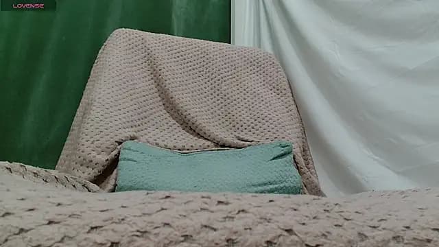 Luckyalice_4u live cam