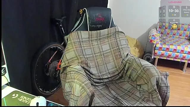 Joel-Pataki live cam