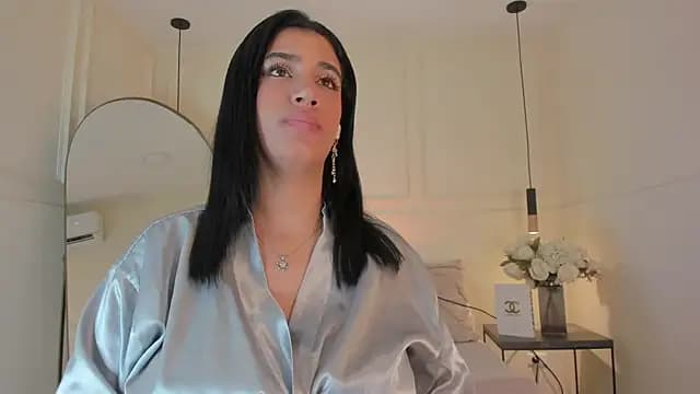 Samantha_hotly live cam on Stripchat