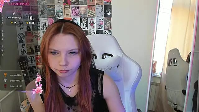 Ember_Vexen live cam on Stripchat