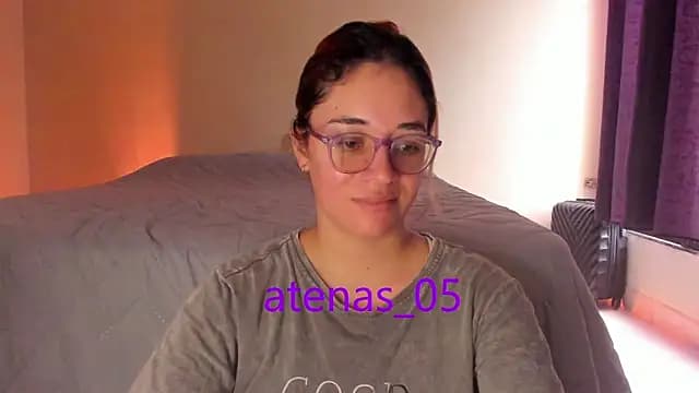 atenas_05_ live cam on Stripchat