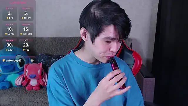 KennyOrtiz live cam on Stripchat