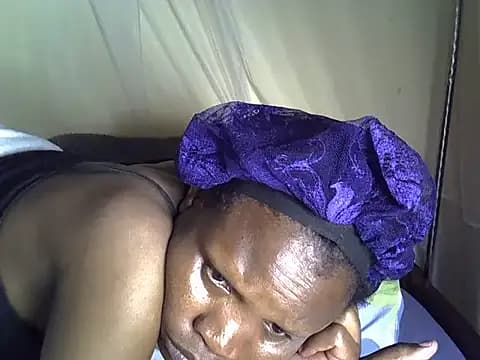 Sweet_serah live cam on Stripchat