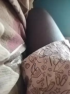 tamilpaiyan989 live cam