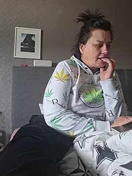 _VelvetAura_ live cam