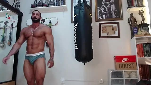 henryhadesflirt live cam