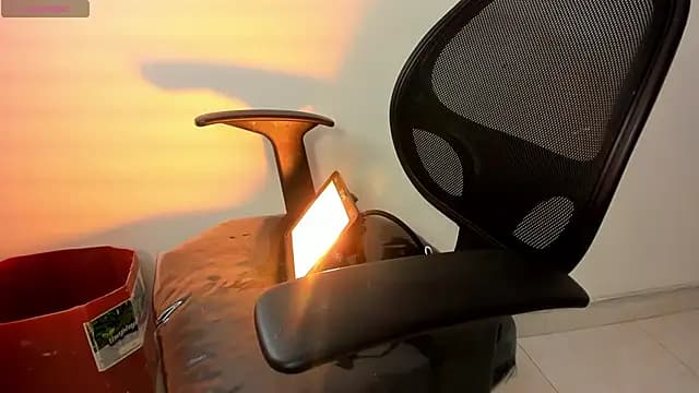 CristineRain live cam