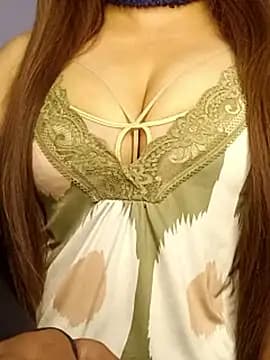 Lovepreet_kaur143 live cam