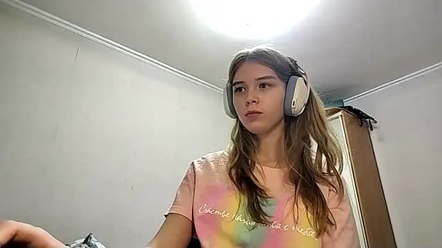 HebrewRiding live cam on Stripchat