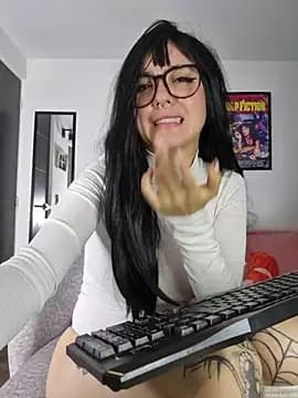 babedooll live cam on Stripchat