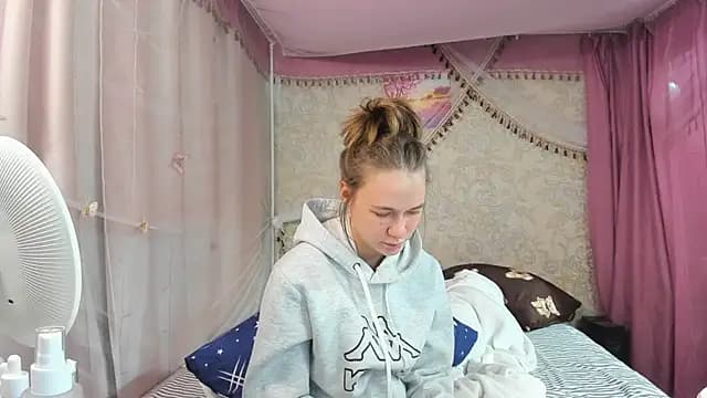 leila_bambi_ live cam