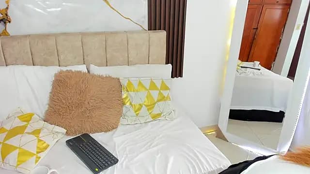 cristalwalker__ live cam