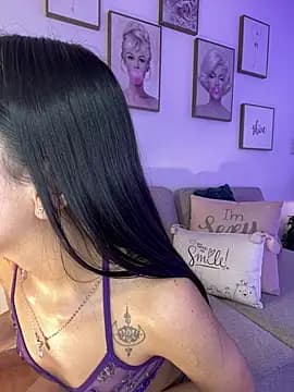 Daphne_chers live cam