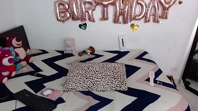Zoe_small live cam