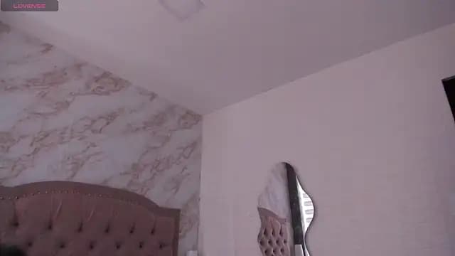 daphne_walton live cam