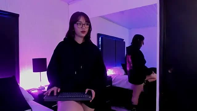 LilithBluum live cam