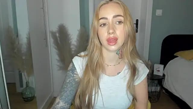 sexyCoralie live cam