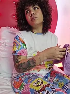 nicolette_rock live cam