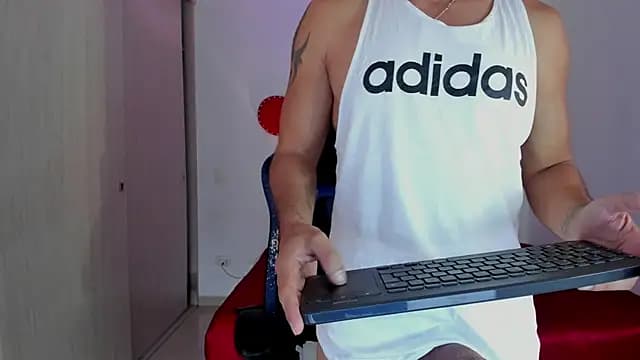 axelwinters__ live cam on Stripchat
