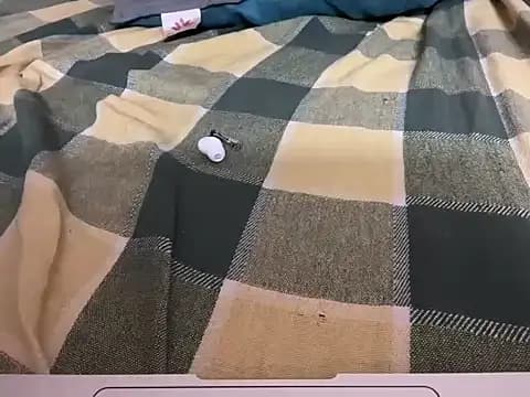 ayaan_sanger live cam on Stripchat