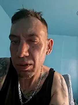 Brandon23xxxgb live cam