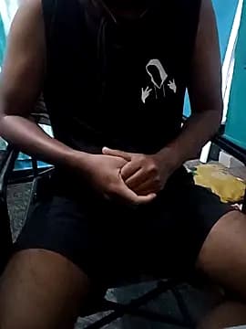 Karantamiltop live cam on Stripchat