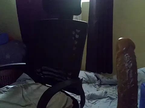 Horny-slut_ live cam