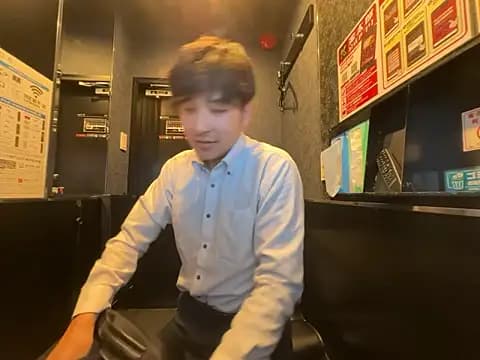 yuuki8910 live cam on Stripchat