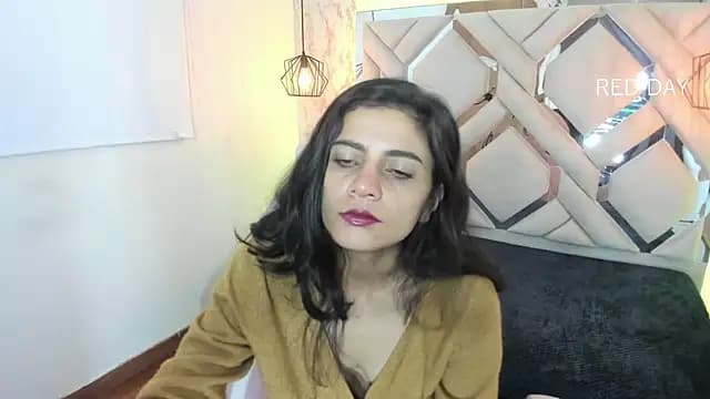 Mystical_meteor live cam on Stripchat