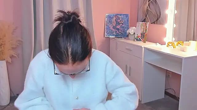 ErmaCurlis live cam on Stripchat