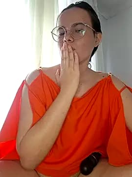 CamilleHottt live cam on Stripchat