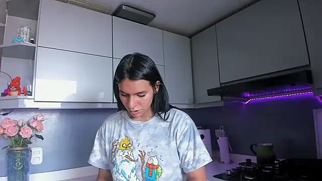 SaraAndrade_ live cam on Stripchat