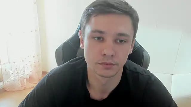 Alexmansuper live cam on Stripchat