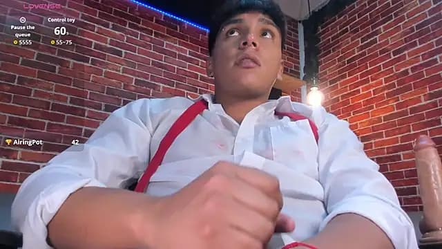 Thiago_Kozak live cam