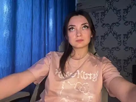 Alina-Moon live cam