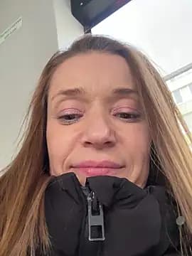 MONICANIX live cam on Stripchat