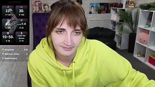 Nika_Kitten live cam on Stripchat