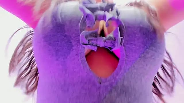 LUNAKITTY_TAY live cam on Stripchat