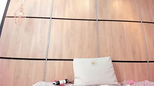 ikia_lopez_ live cam on Stripchat